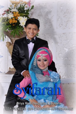 rias pengantin muslim moderen-syifarah surabaya-rizky ryan-kebaya pink biru 12